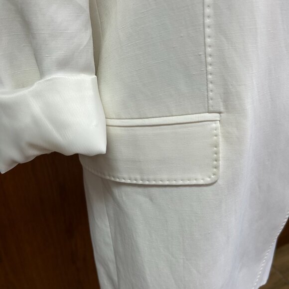 NEVER WORN! Halston Jamie Single-Breasted Blazer, White, size 6 - Picture 12 of 14